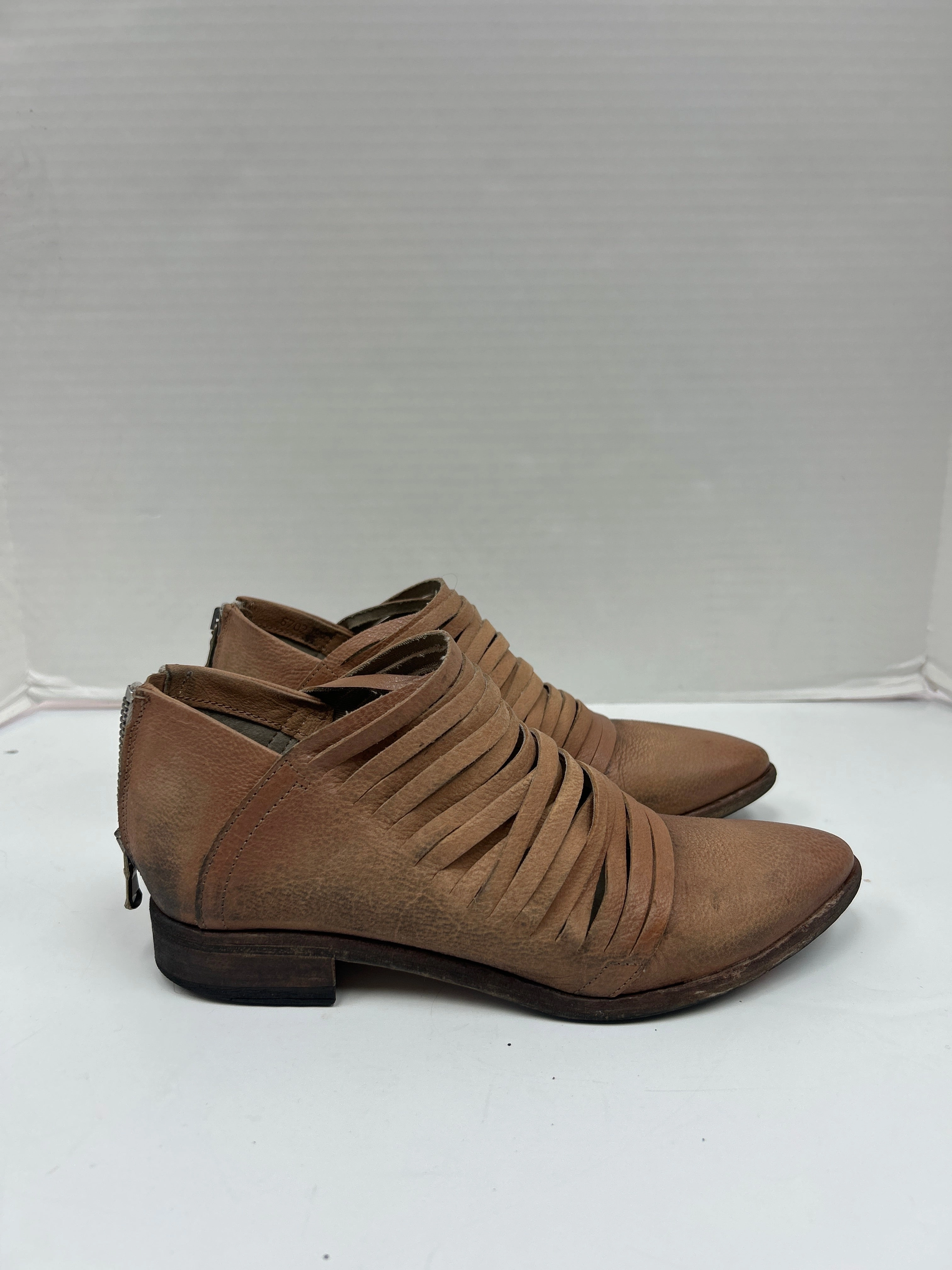 Boots Ankle Flats By Free People  Size: 6.5