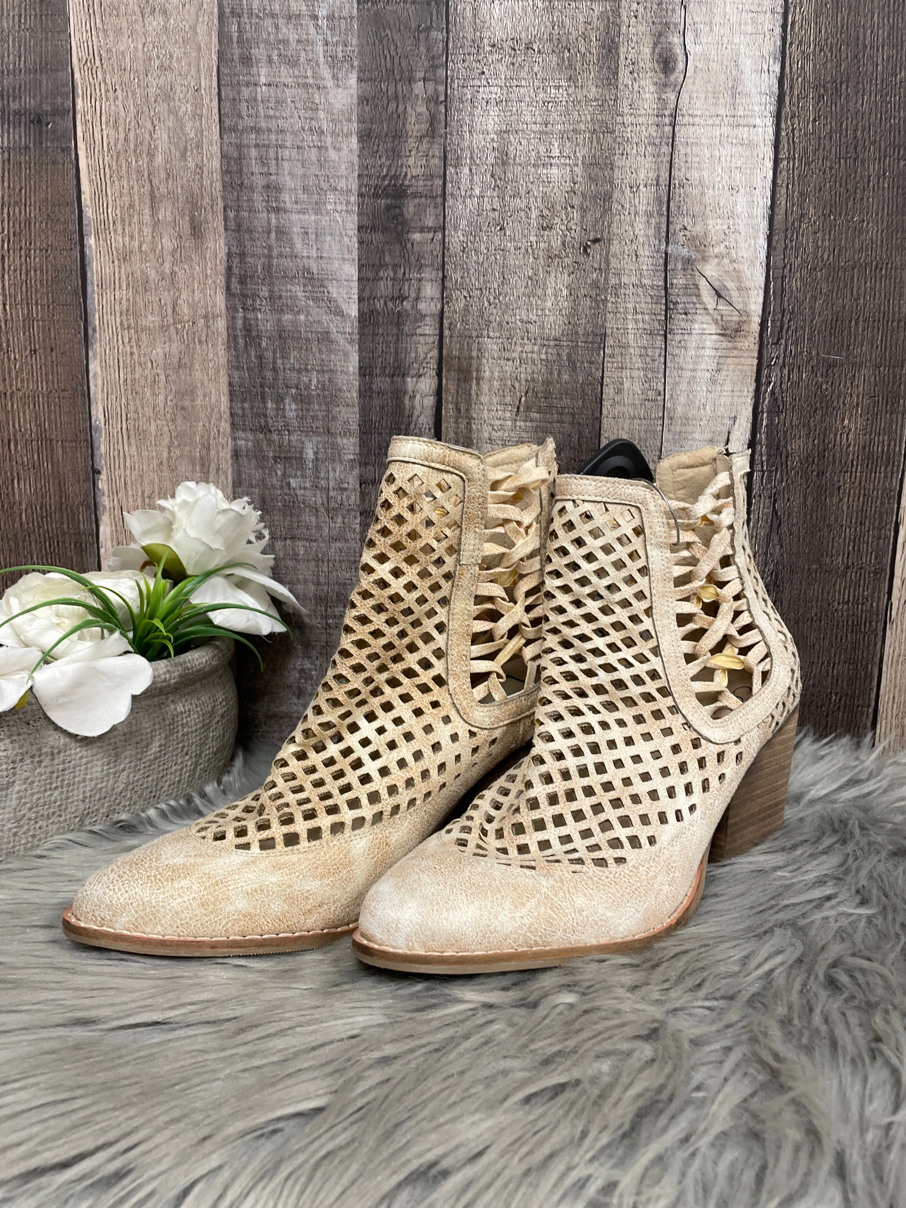 Boots Ankle Heels By Coconuts In Tan, Size: 8
