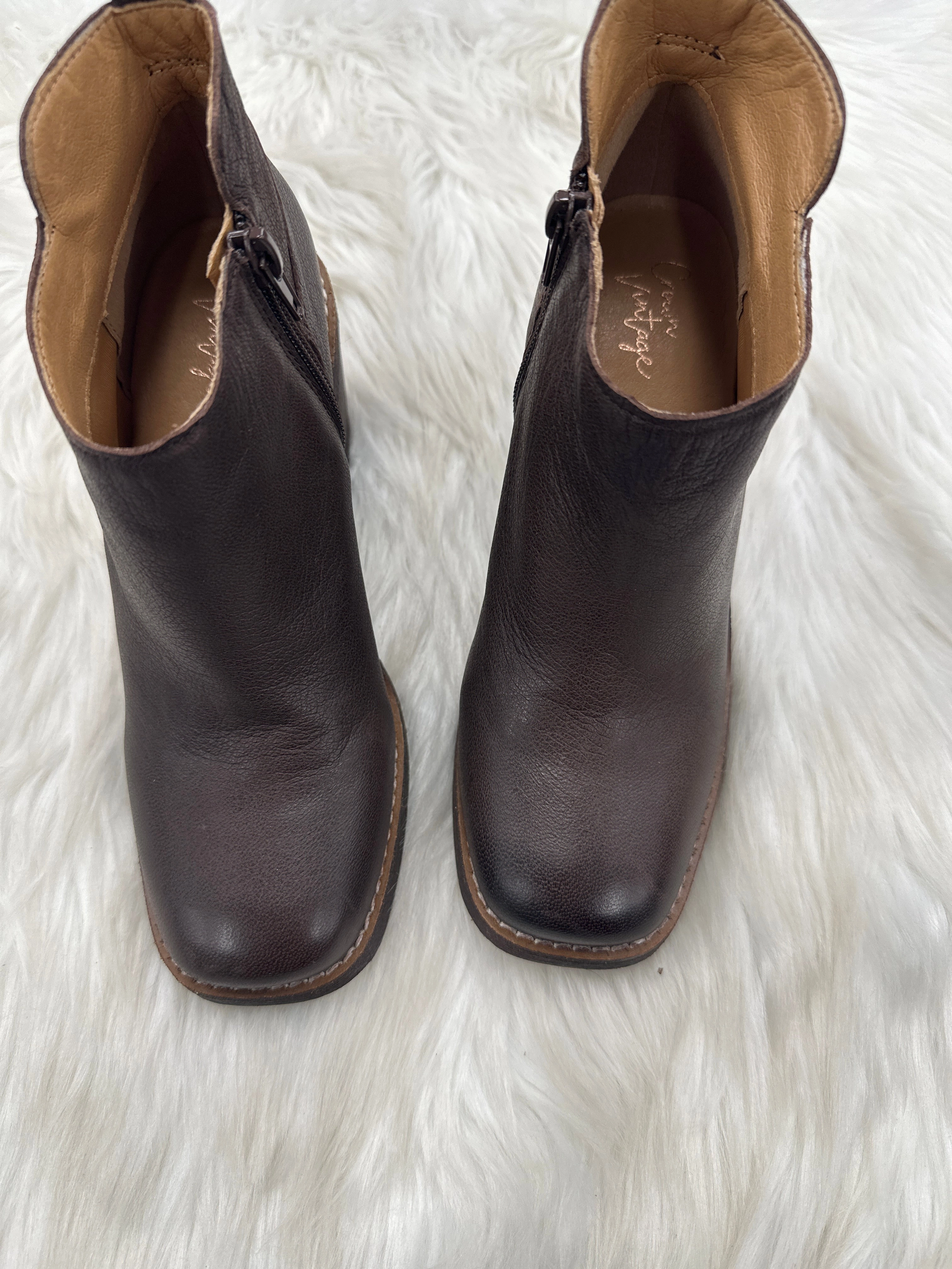 Boots Ankle Heels By Crown Vintage In Brown, Size: 6.5