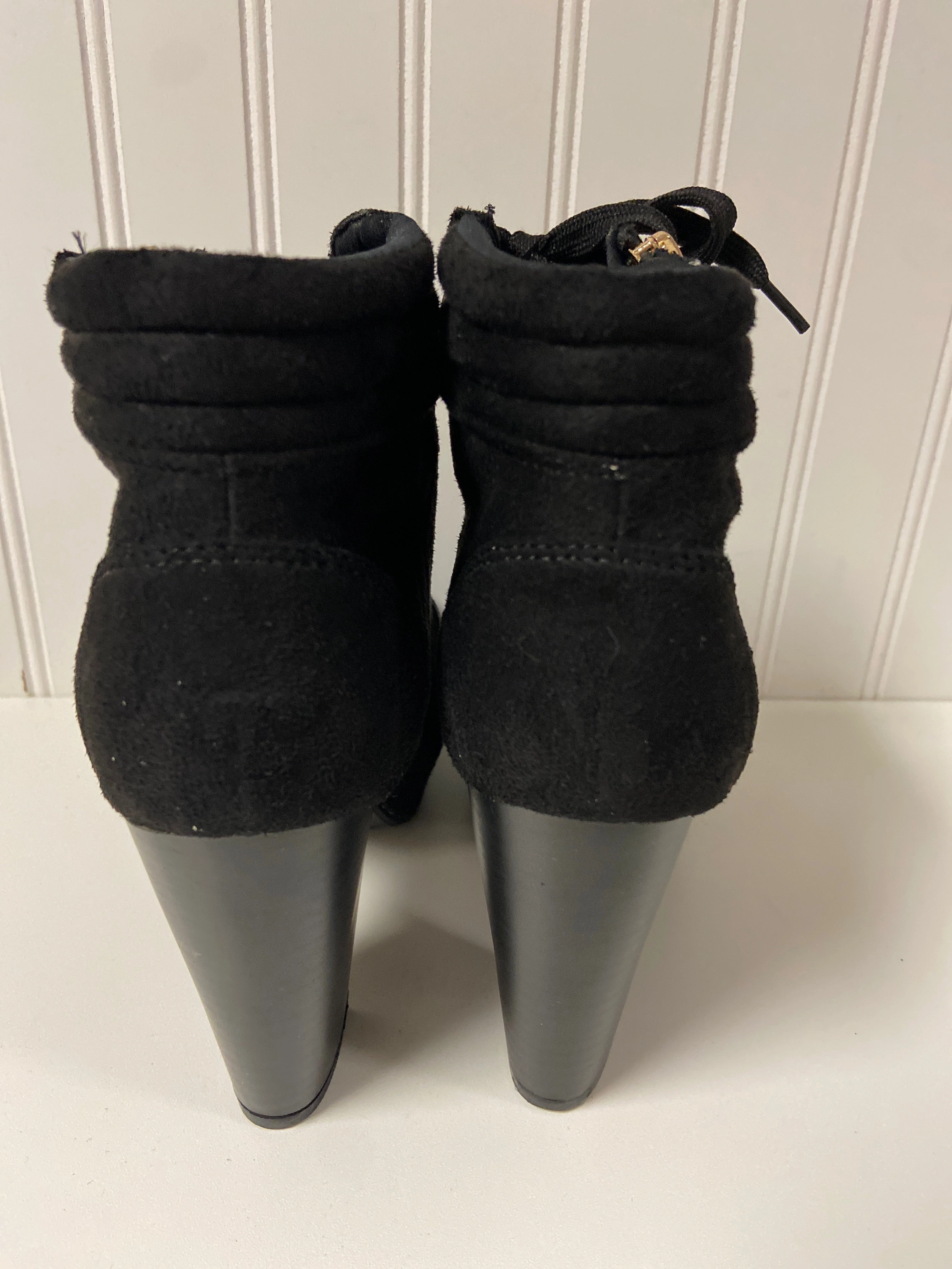 Boots Ankle Heels By Forever In Black, Size: 7.5