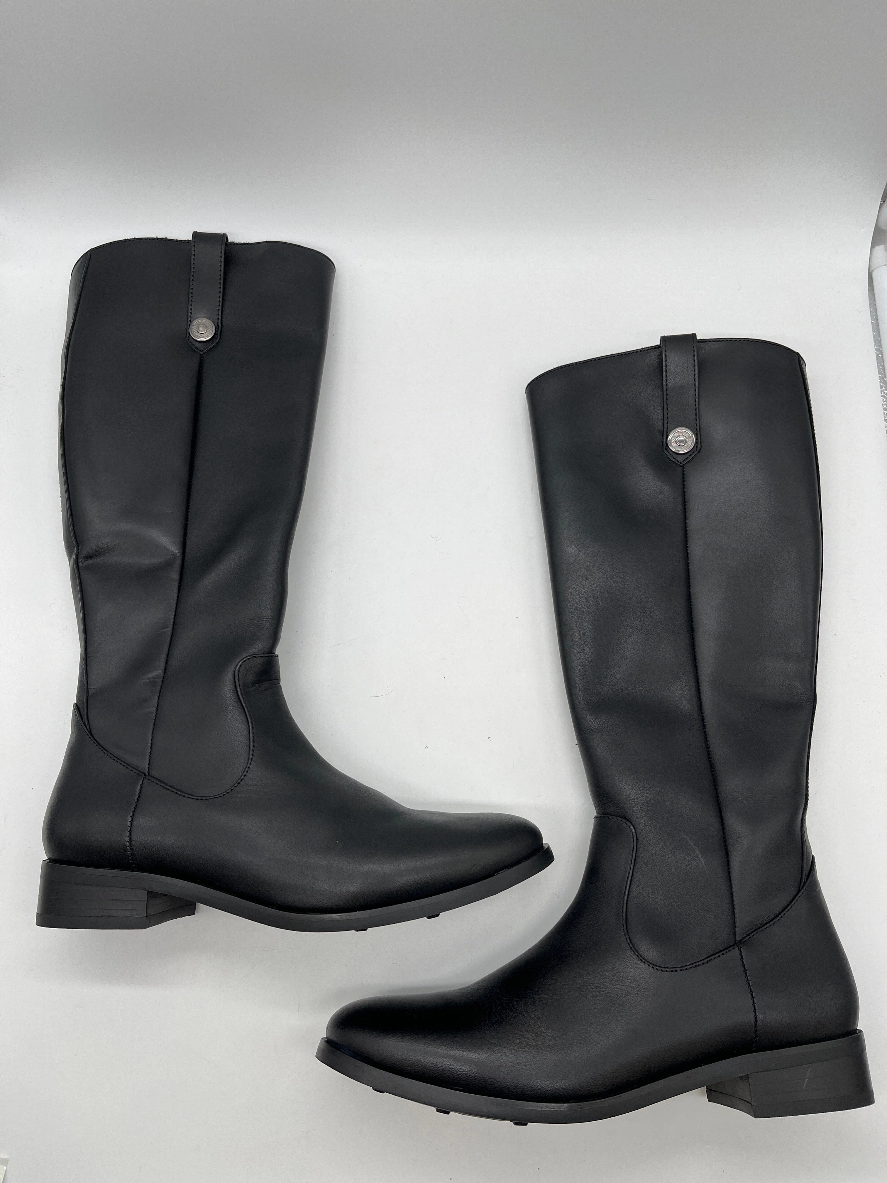 Boots Knee Flats By Clothes Mentor In Black, Size: 9