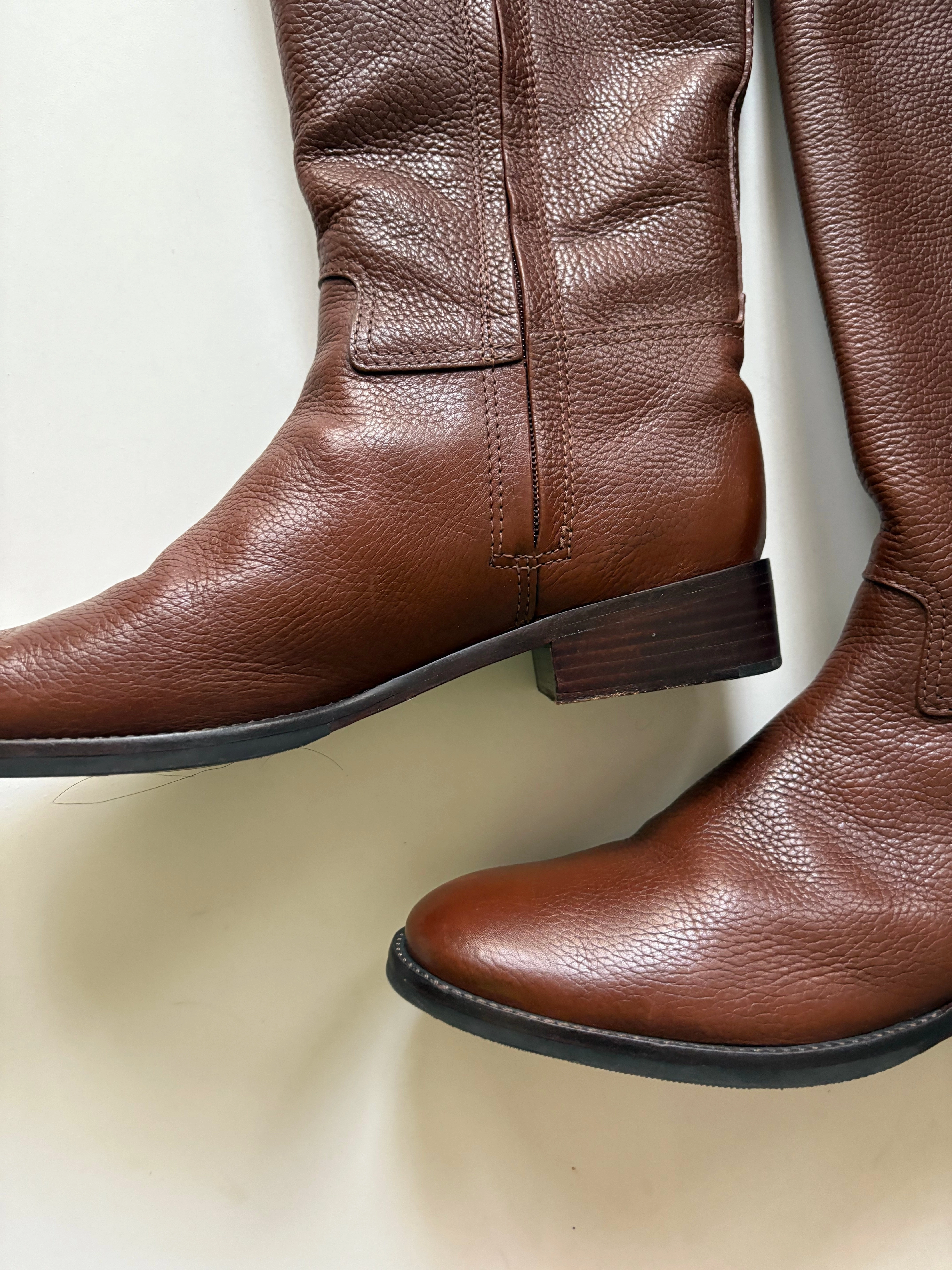 Boots Knee Flats By Tory Burch In Brown, Size: 9.5