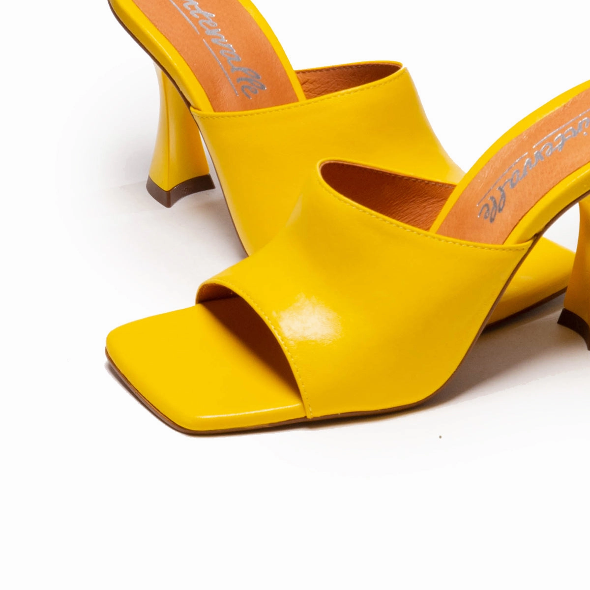 Cythera Yellow Leather