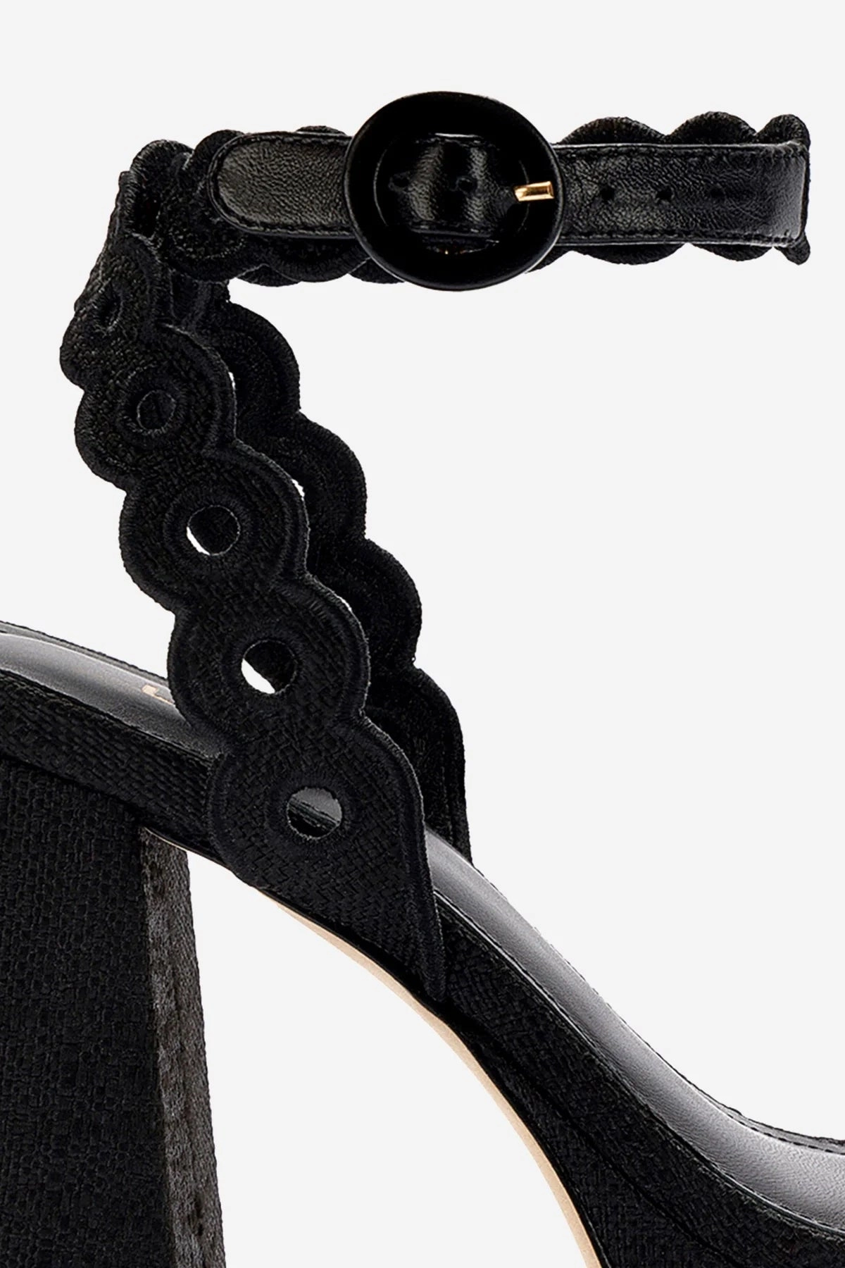 Dolly Broderie Sandal In Black Raffia