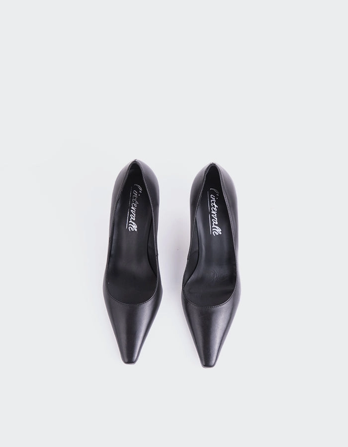 Edzell Black Leather