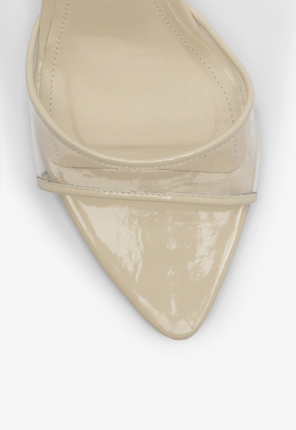 Elodie Sandal