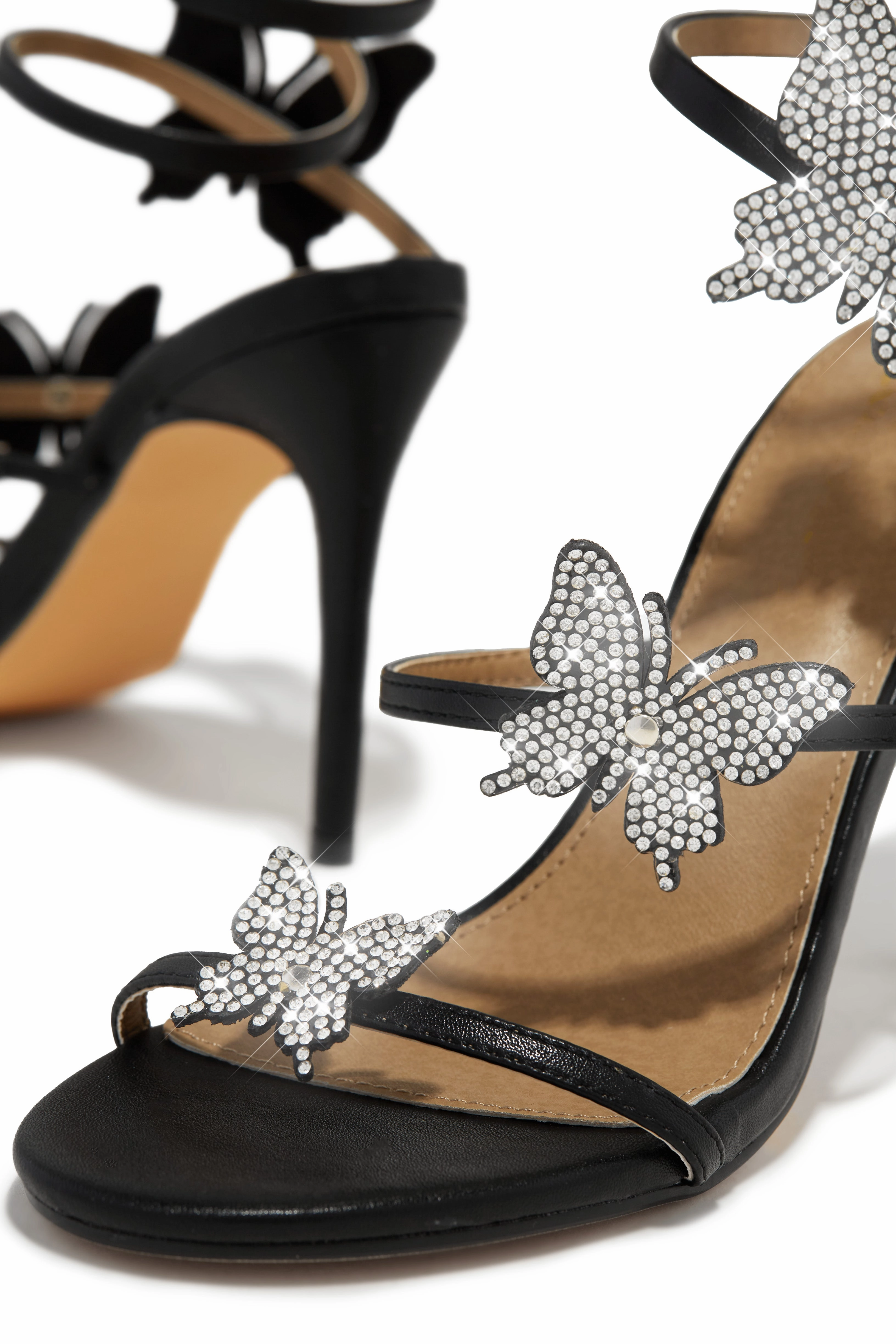 Fantasy Embellished Around The Ankle Coil Heels - Black