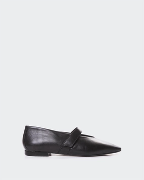 Flordeliz Black Leather