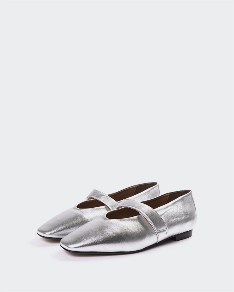 Flordeliz Silver Metal