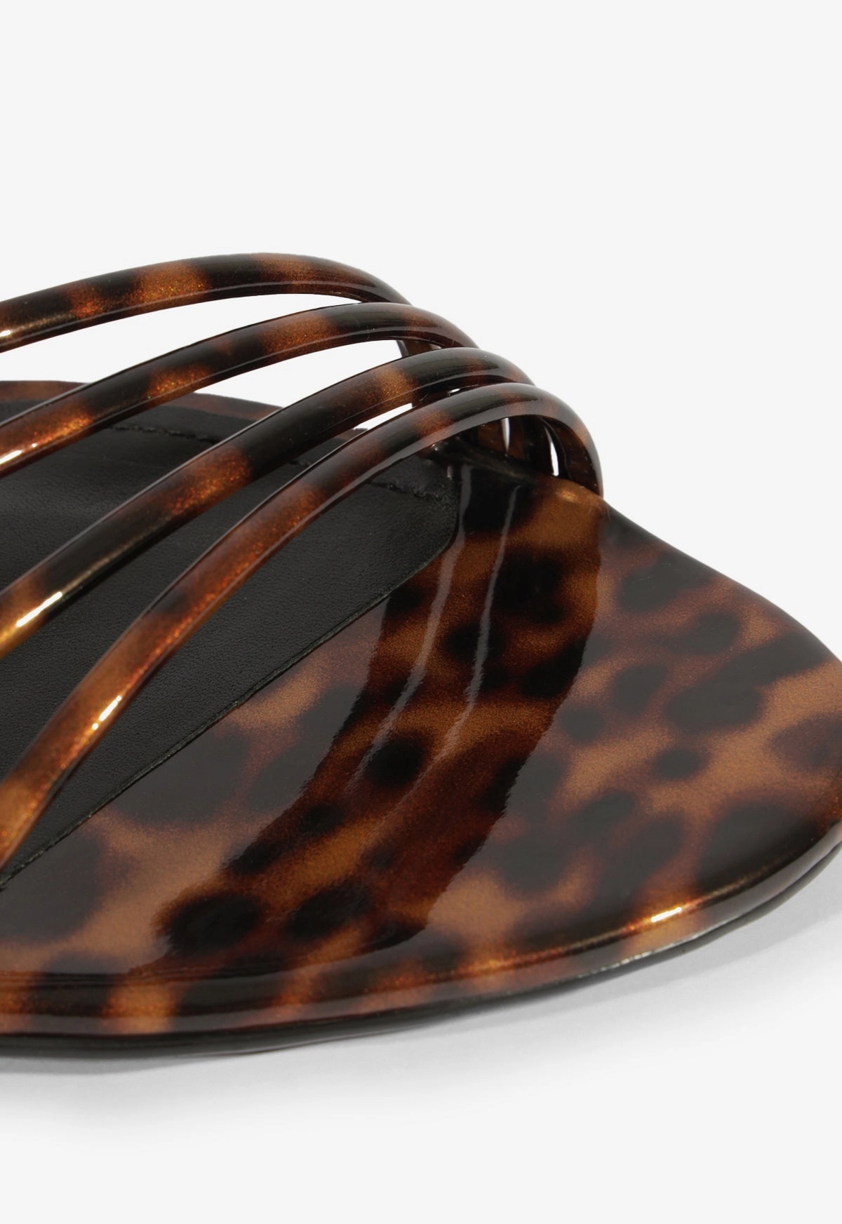 Inez Flat Sandal