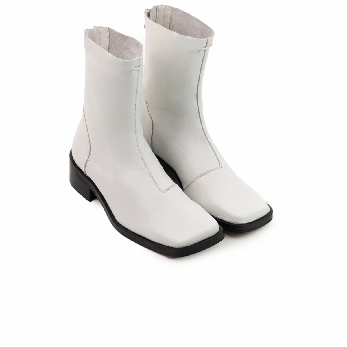 Jaca White Leather