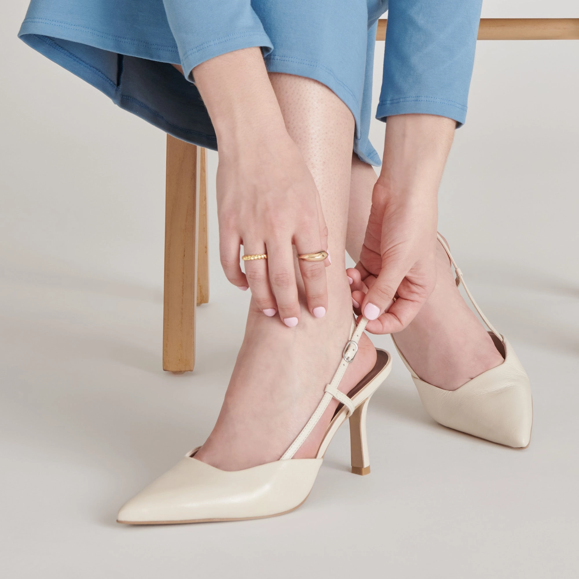 KIM HEELS IVORY CRINKLE PATENT - re:vita