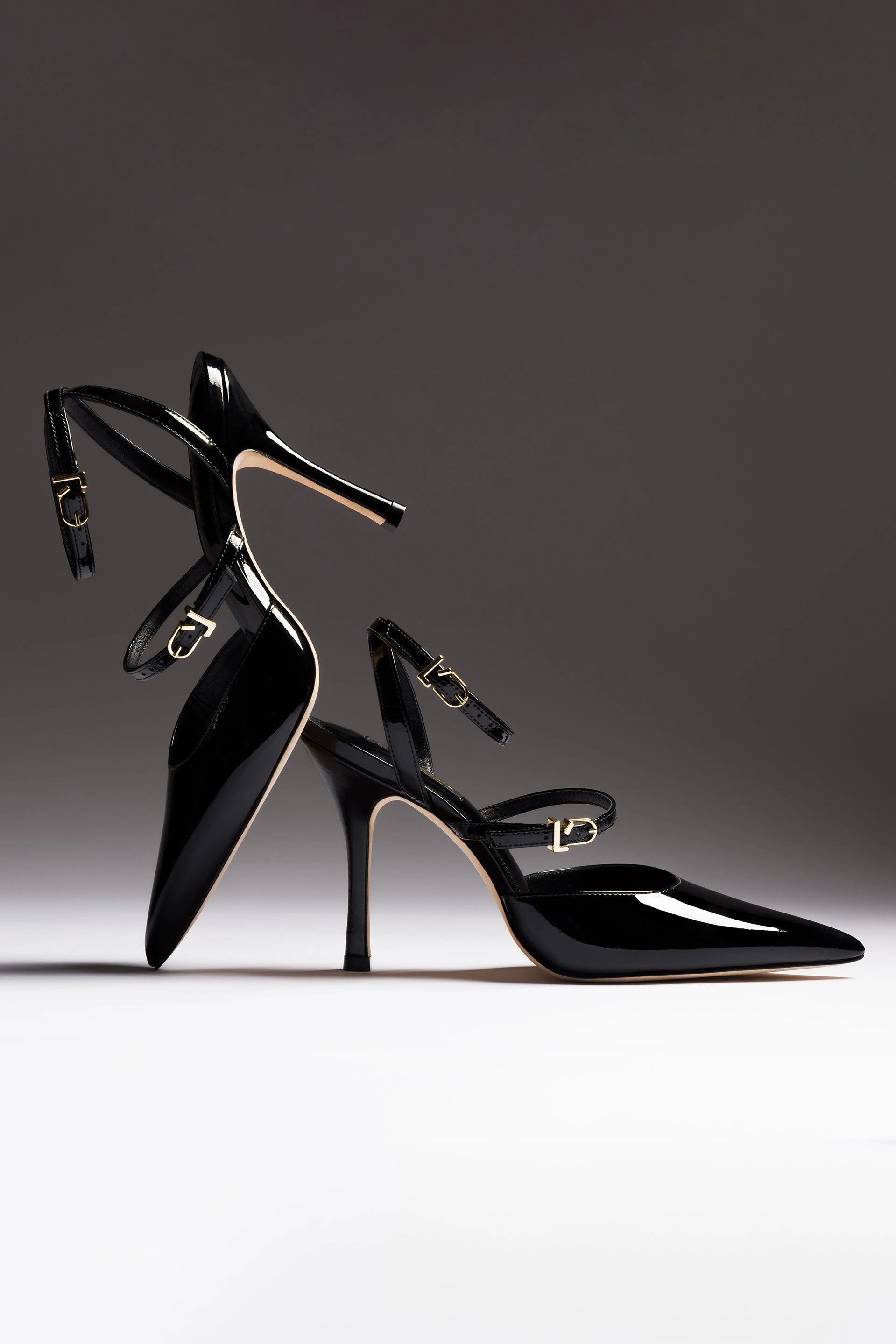 Kris Pump In Black Patent Leather