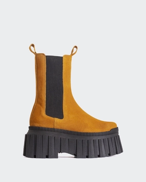 Lorana Camel Suede