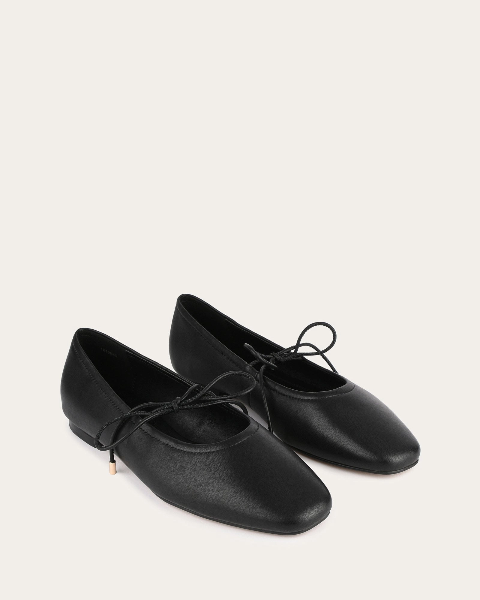PETAL CASUAL FLATS BLACK LEATHER